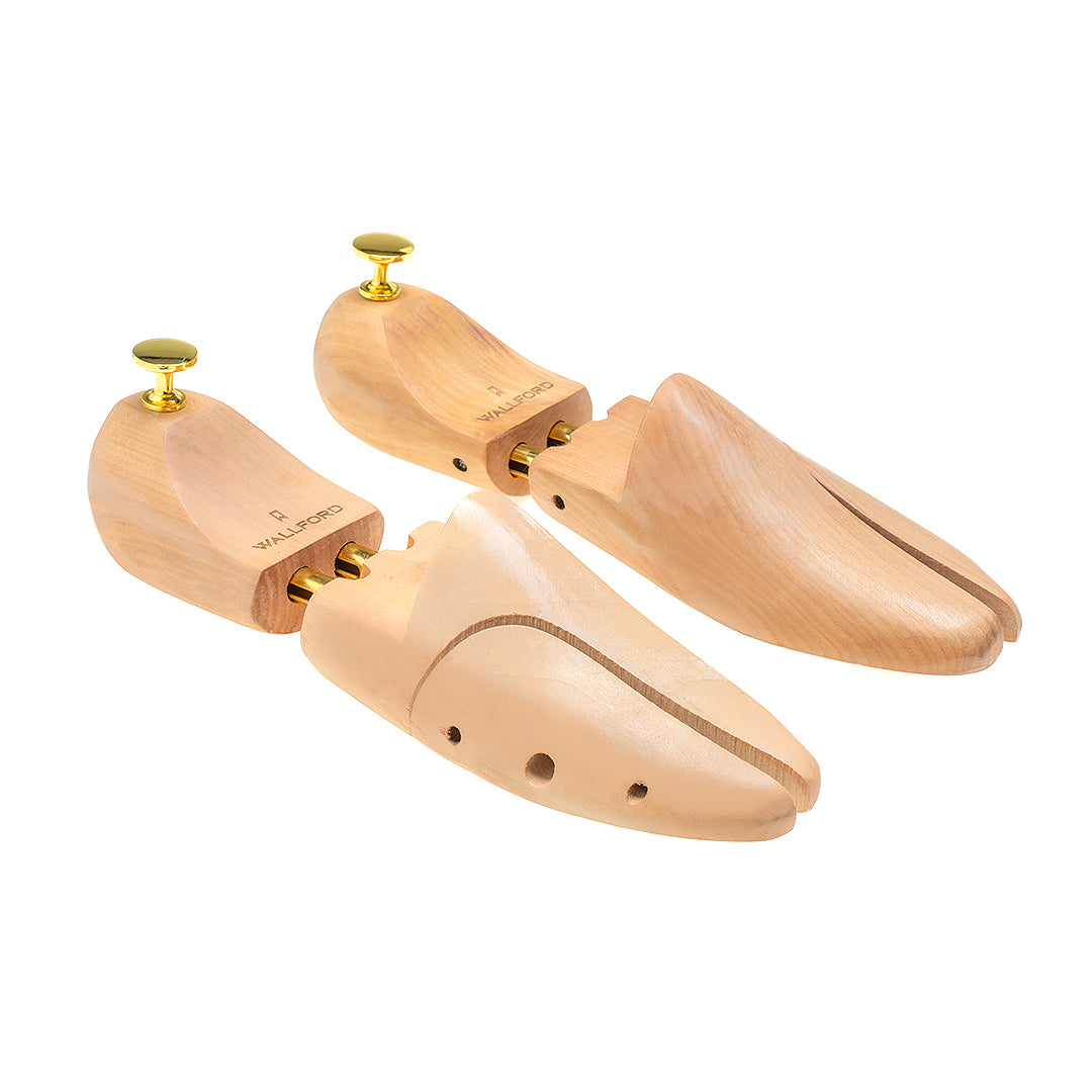 Cedar Shoe Tree